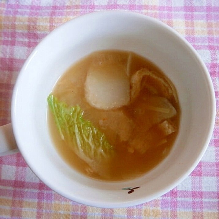 白菜・里芋・油揚げの味噌汁
